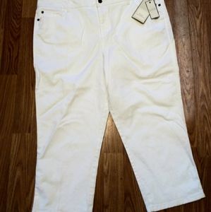 Dana Buchanan White Denim Jean Capris
